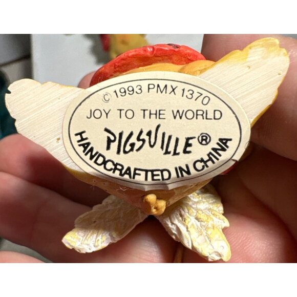 Ganz Pigsville Pig Figurines Set Of 2 Carols & Joy Collectible Pigs Christmas - Picture 7 of 8